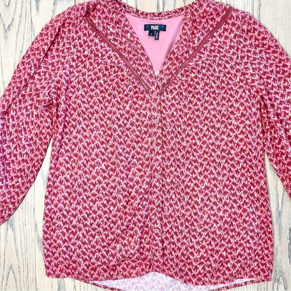 PAIGE Women's Doris Three Quarter Button Front V-Neckline in Papaya Size Small - Picture 11 of 16